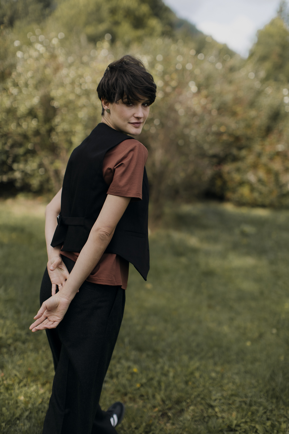 Kamizelka_jeans_czarny_3 Kamizelka Niezależna • Jeans • - obrazek 4