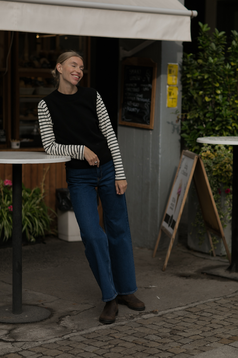 Kamizelka_Kiri-wełna-merino-kaszmir-czarny-10 Kamizelka Kiri • Wełna Merino + Kaszmir • - obrazek 14