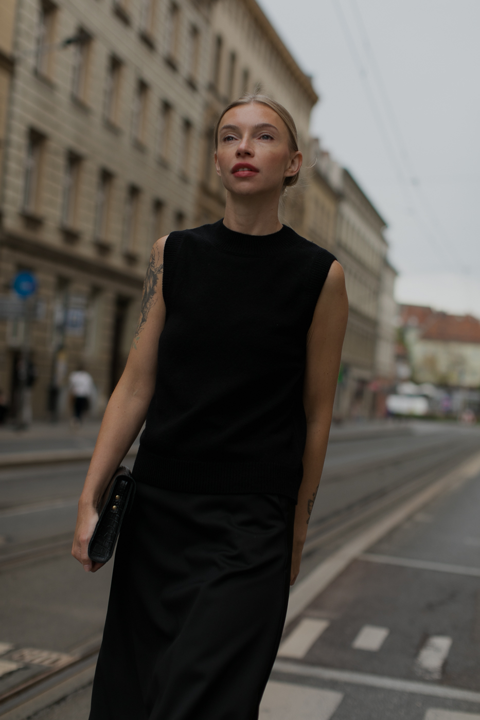 Kamizelka_Kiri-wełna-merino-kaszmir-czarny-7 Kamizelka Kiri • Wełna Merino + Kaszmir • - obrazek 12